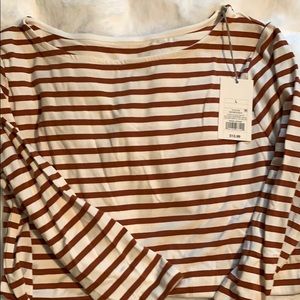 Striped 3/4 sleeve shirt